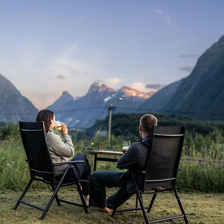 Vertical - Isterdalen Åndalsnes
