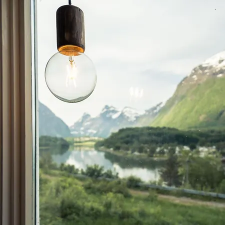 Проживание в семье Vertical - Isterdalen